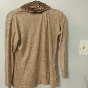 Cheetah Long sleeve pullover